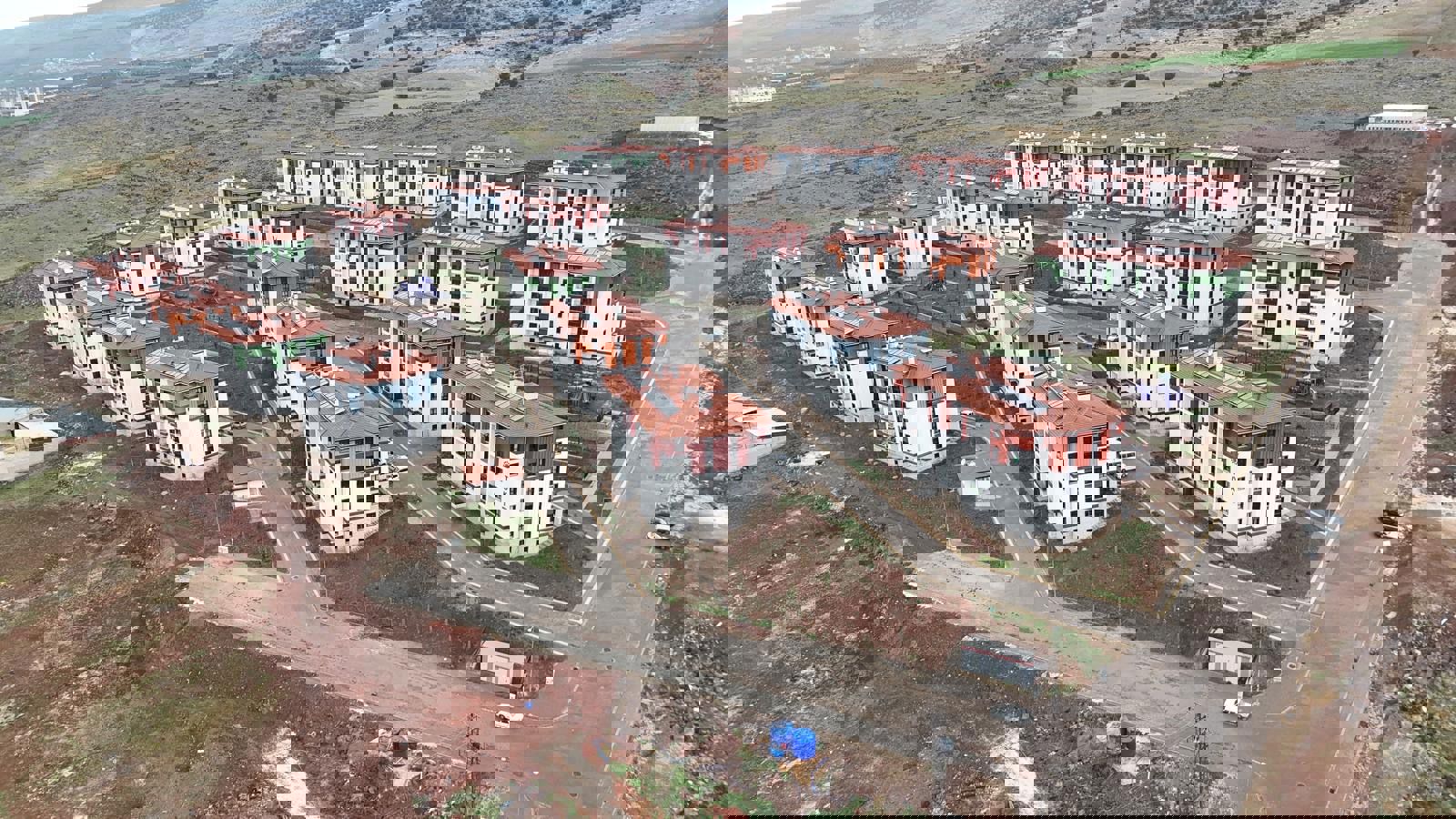 Gaziantep Yavuzeli Cingife Mahallesi TOKİ 392 Konut ve 1 Büfe Projesi – Altyapı ve Çevre Düzenlemesi